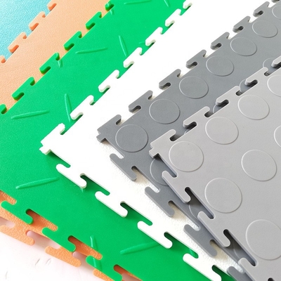 Wasserdichte Graue PVC-Garagenfußbodenfliesen für Innen-Außen