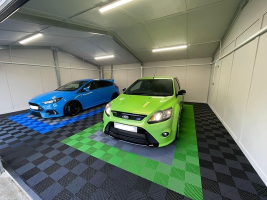 UV-festes Polypropylen Garagenfußboden 40x40 Verriegelung Werkstattfußboden